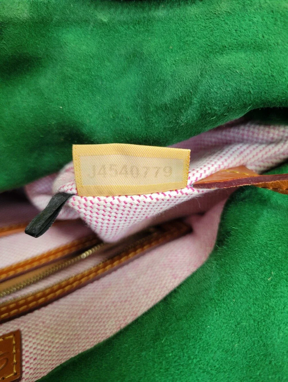 Dooney & Bourke beautiful dooney